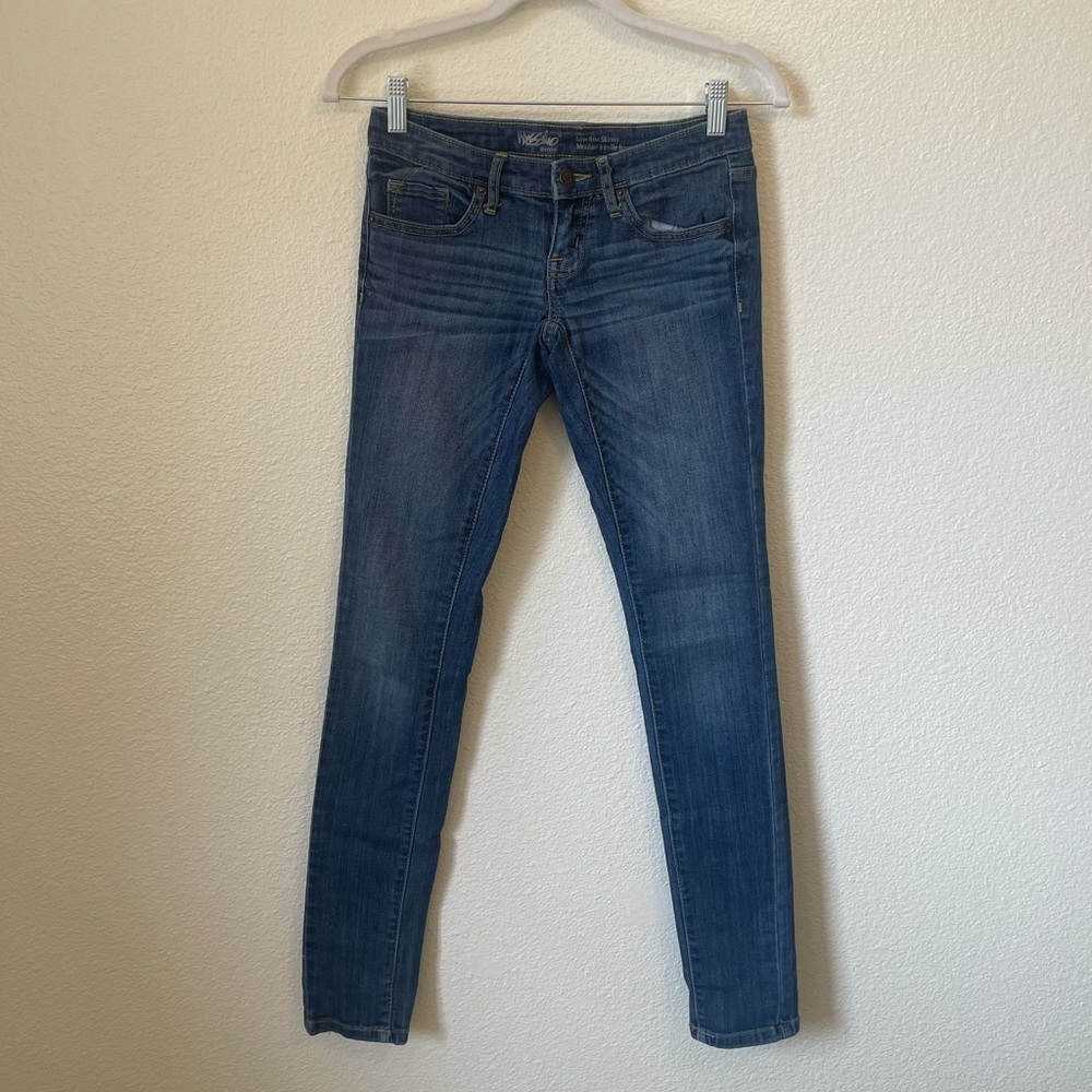 MOSSIMO Low Rise Skinny Jeans